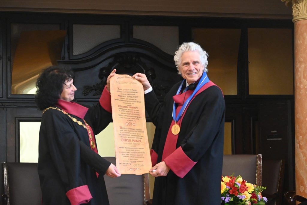 Проф. Стивън Пинкър бе удостоен с почетното звание „доктор хонорис кауза“ на Софийския университет